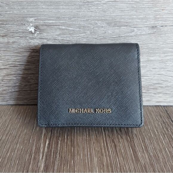 Michael Kors MK Jet Set Travel Saffiano Leather Flap Card Holder Wallet Black - Picture 1 of 7